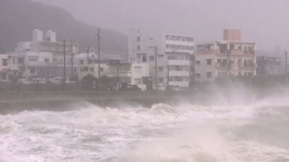 Тайфун вилня с 222 километра в час. Жертви и ранени | StandartNews.com