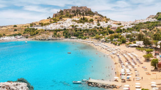 Гърция взе важно решение. Туристи извадиха огромен късмет
