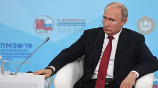 Русия пренаписа историята си. Оплю Горбачов, хвали Путин и войната