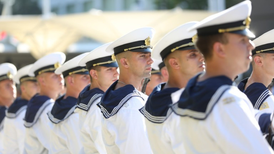 Голям ден! Военноморските сили празнуват | StandartNews.com