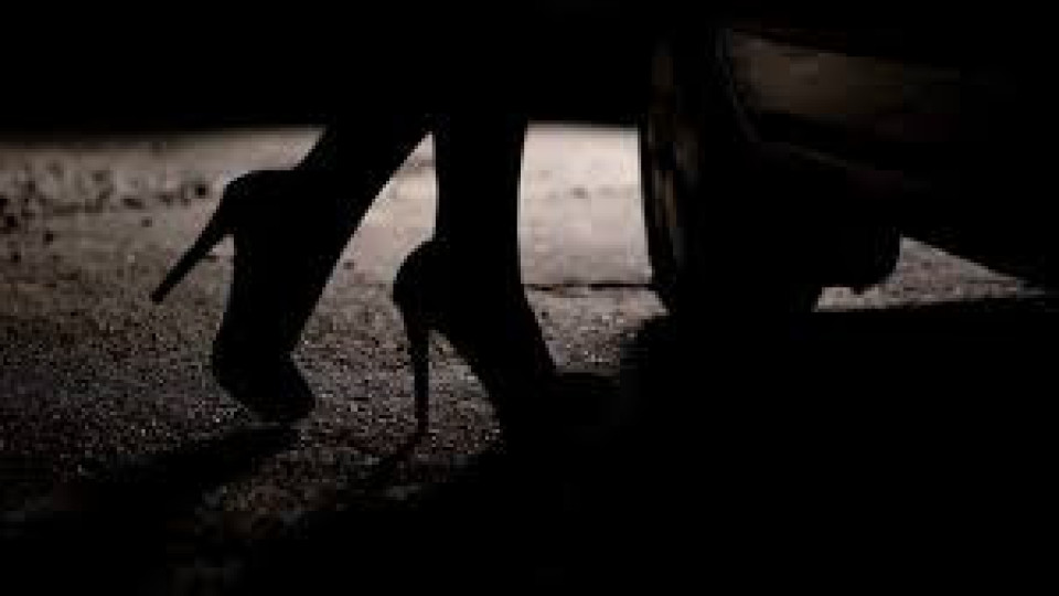 Ужас! Мъж извел жена за проституция | StandartNews.com