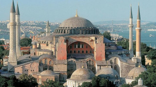 Голяма реставрация на туристическа забележителност в Истанбул