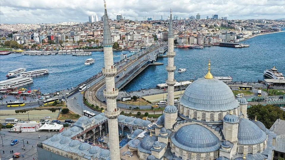 Голямо бедствие дебне в Истанбул. Хората треперят | StandartNews.com