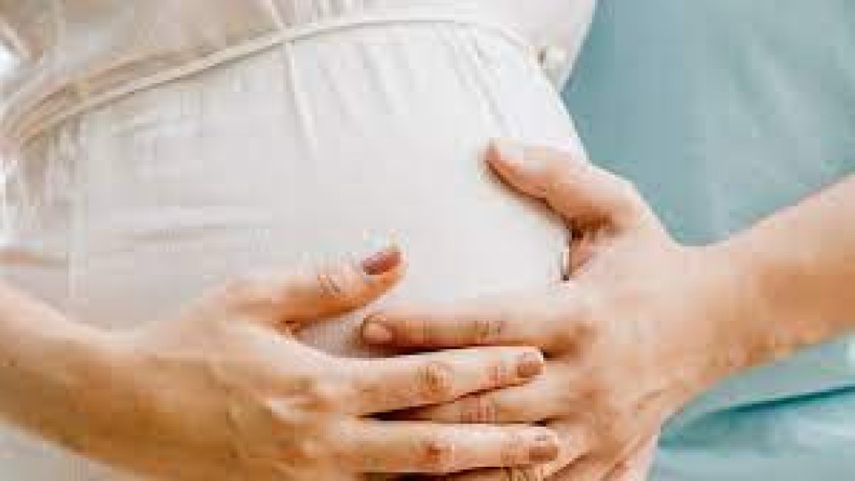 Куриоз! Осем учителки от едно и също училище забременяха едновременно | StandartNews.com