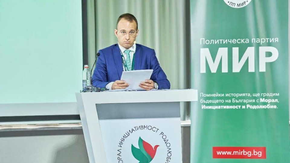 Симеон Славчев с неудобен въпрос към Ваня Григорова | StandartNews.com
