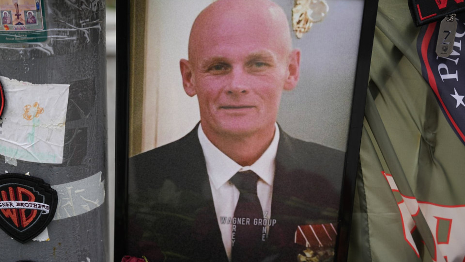 Погребаха командира на "Вагнер". Почива до легенди | StandartNews.com