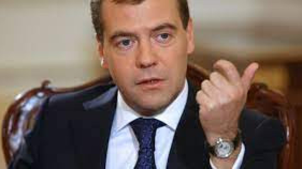 Медведев проговори! Колко военни са се записали за руската армия | StandartNews.com