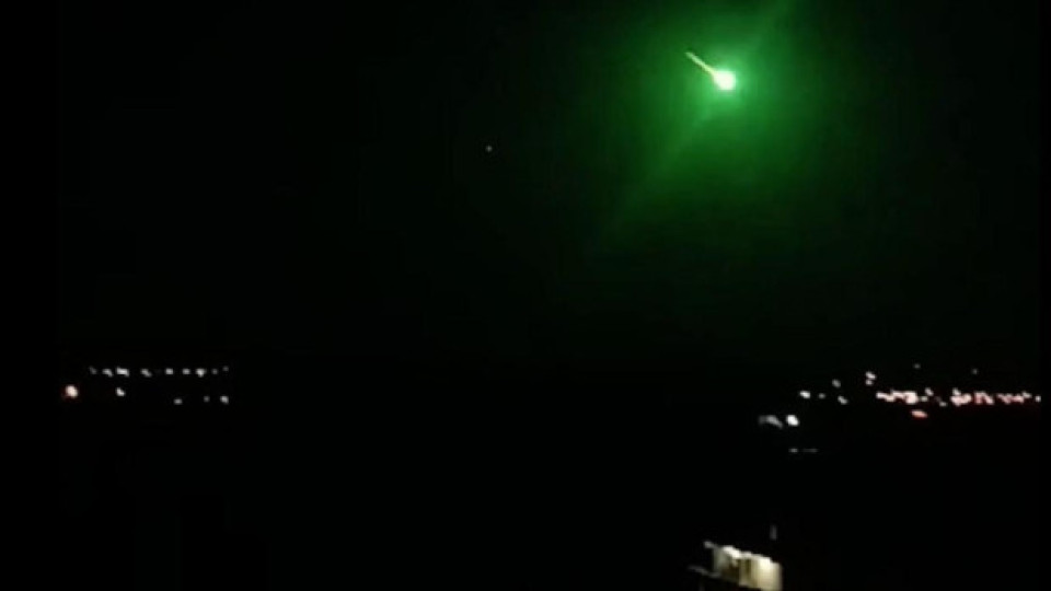 Изненада! Метеор озари част от небето над България | StandartNews.com