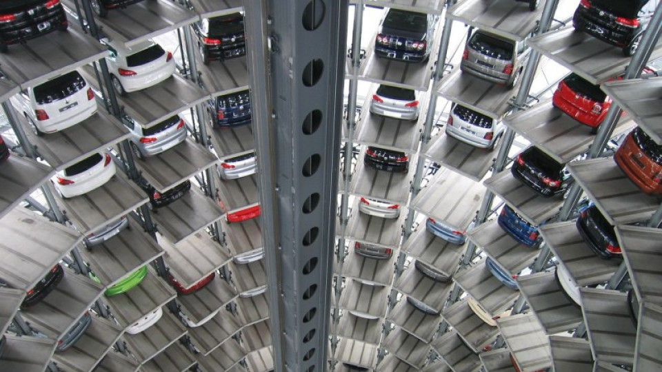 Специалисти алармират, че съвременните автомобили непрекъснато шпионират своите собственици | StandartNews.com