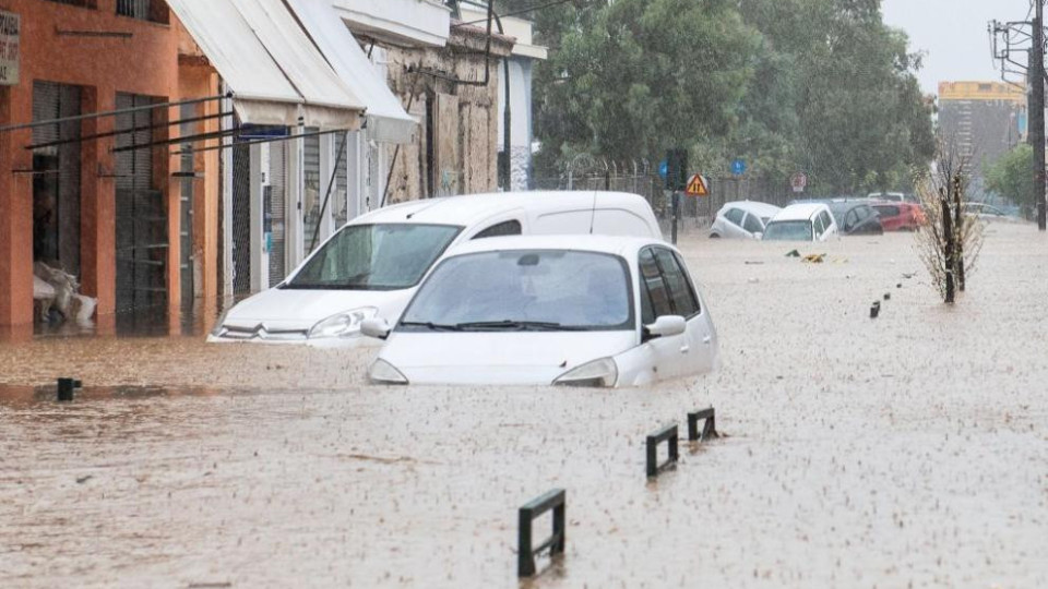 Нова заплаха над Гърция след потопа | StandartNews.com