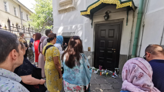 Драма пред Руската църква в София! Кои страдат