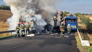 Страшно меле на пътя в Румъния, над 60 са ранените