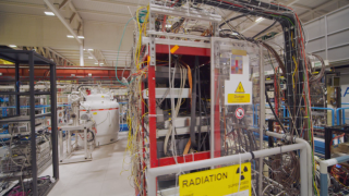 Ключов експеримент на ЦЕРН ще преобърне всички физични закони