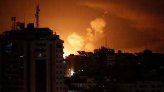 Израел с "масирани удари" по Газа