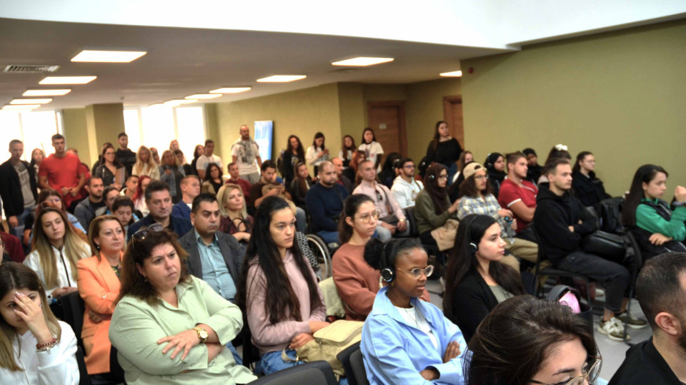 Стотици студенти се включиха в Еразъм-празника на Тракийски университет | StandartNews.com