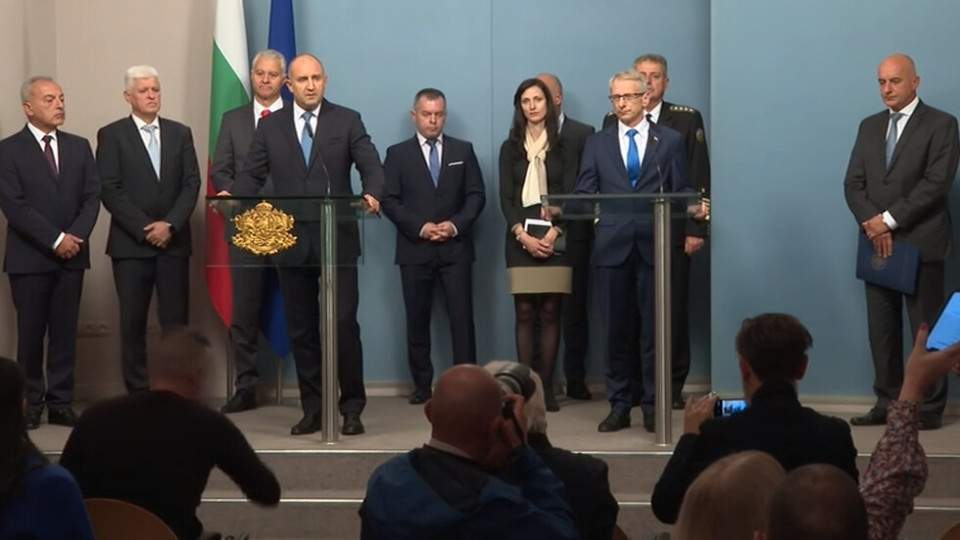 Радев проговори след Консултативната среща | StandartNews.com