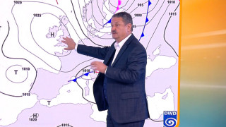 Проф. Рачев ни хвърли в паника, каза кога ще ни удари есента