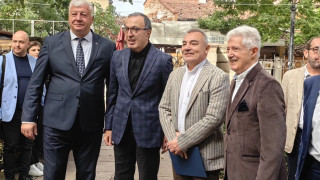 Кмет, президент и министър уважиха юбилея на легендарен българин