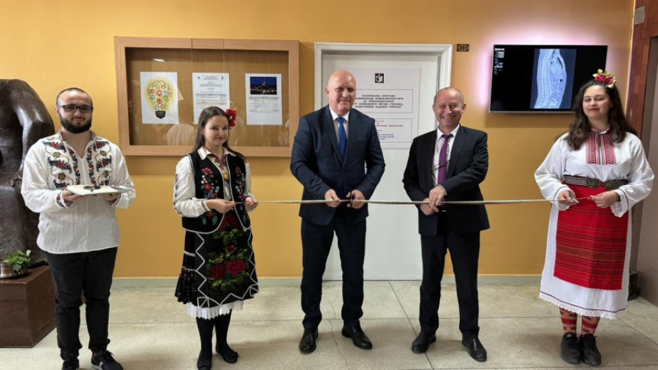 Министър Цоков посети Великотърновския университет | StandartNews.com