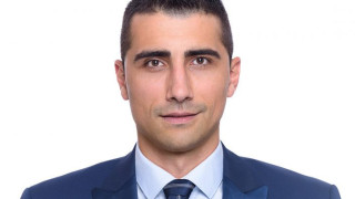 Новият кмет на Пазарджик отвори шампанското при 27,37% преброени гласове