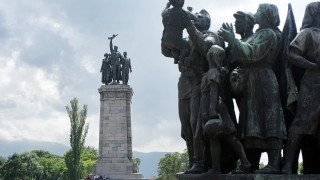 Махат ли Паметника на Съветската армия? Районен кмет каза кога