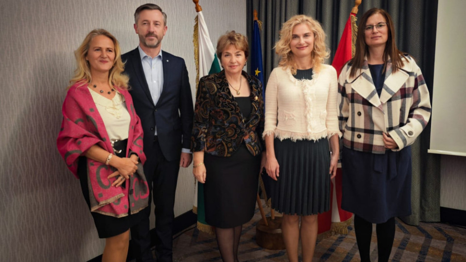 Министърка обяви България за водеща дестинация за здраве и красота | StandartNews.com