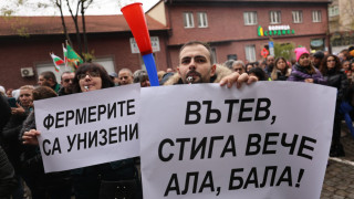 Фермери плашат с нов протест, министърът проговори за оставката си