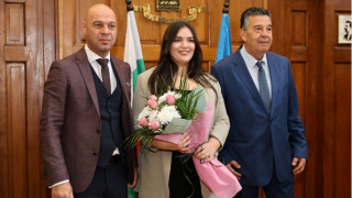 Виктория Радева получи почетен приз от кмета на Пловдив