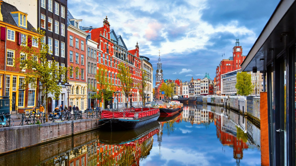 Пълен шок за Амстердам! Коя е заплахата | StandartNews.com