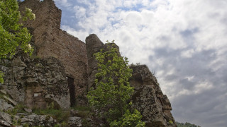 Кулата построена от сестрата на цар Иван Шишман
