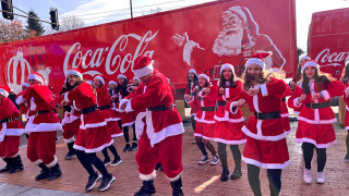 Коледният камион на Coca-Cola пристигна в България