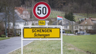 Ще ни огрее ли?! Дипломат оцени шансовете ни за влизане в Шенген