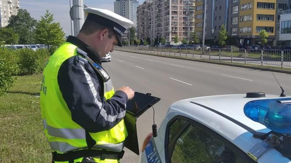Акция Зима! Масови проверки от полицаите | StandartNews.com
