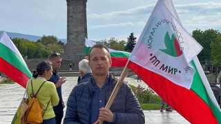 Симеон Славчев: Демонтирането на Паметника на Съветската армия няма да демонтира българската история