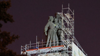 Областен управител начерта съдбата на Паметника на Съветската армия