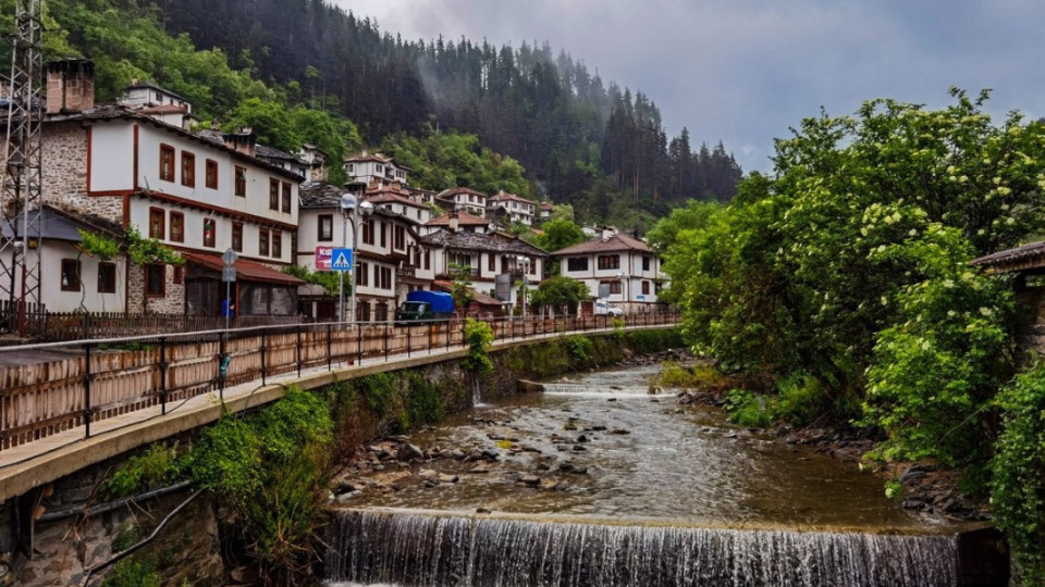 Селце разположено в центъра на Родопите, съхранява фолкора и до днес | StandartNews.com