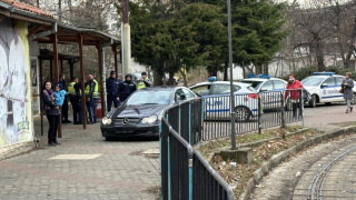 Патрулка гони мерцедес! Полицаите онемяха като го хванаха