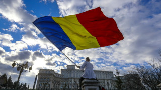 Данъчните в Румъния сурвакаха. Няма прошка за никого