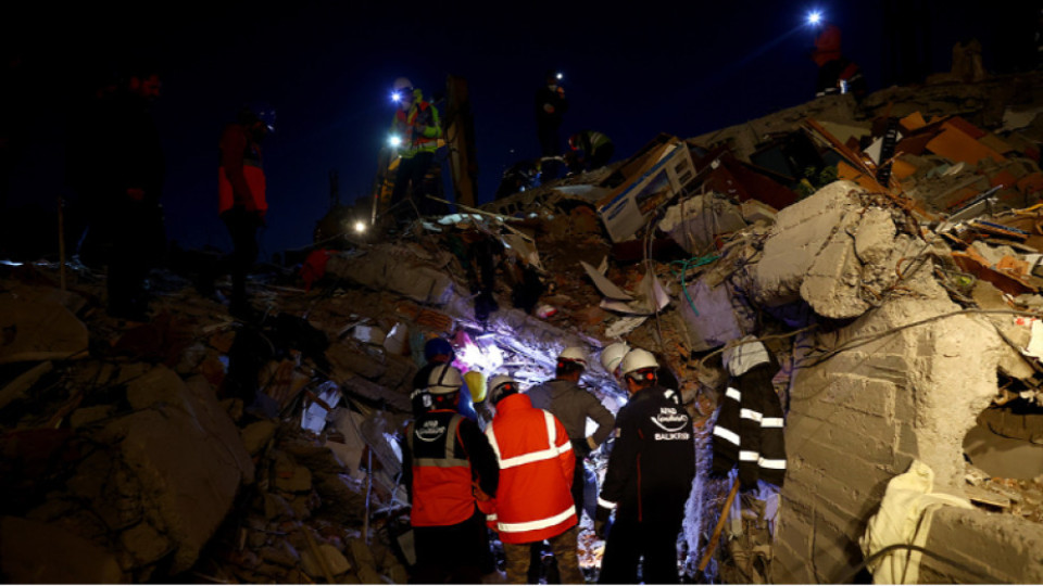 Дела в Турция заради адското земетресение | StandartNews.com