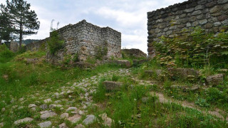 Крепост пази следите на цар Петър