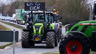 Хаос в Германия, мощни протести блокират движението из страната