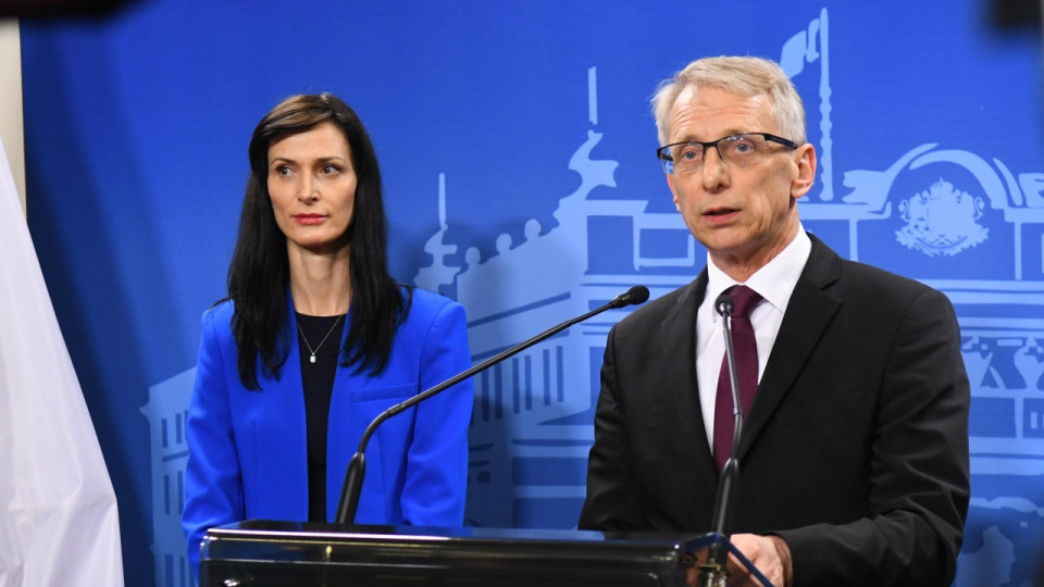 Жега в парламента. Денков и Габриел докладват за Шенген | StandartNews.com