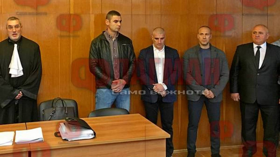 Какво става? Турция обяви българи за престъпници | StandartNews.com