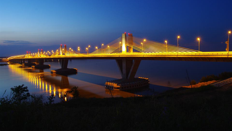 Протест блокира Дунав мост 2! Голям проблем в Румъния | StandartNews.com