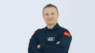 Обрат с първия турски астронавт