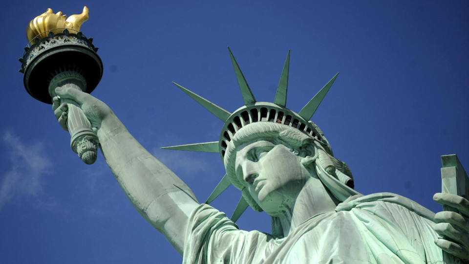 Напрежение! Искат премахването на Статуята на Свободата | StandartNews.com