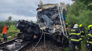 Влакова трагедия в Чехия, има загинал и ранени