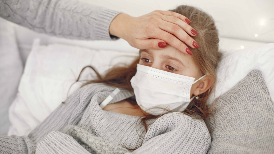 Само за 24 часа! Инфекционист шокира с информация за грипа | StandartNews.com