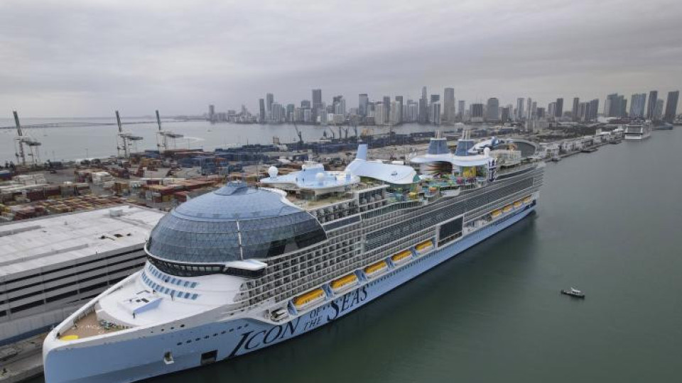 "Иконата на моретата". Най-големият круизен кораб | StandartNews.com