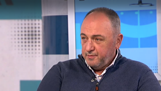 Антон Станков: Радев е в слаба позиция, големите играчи са в парламента